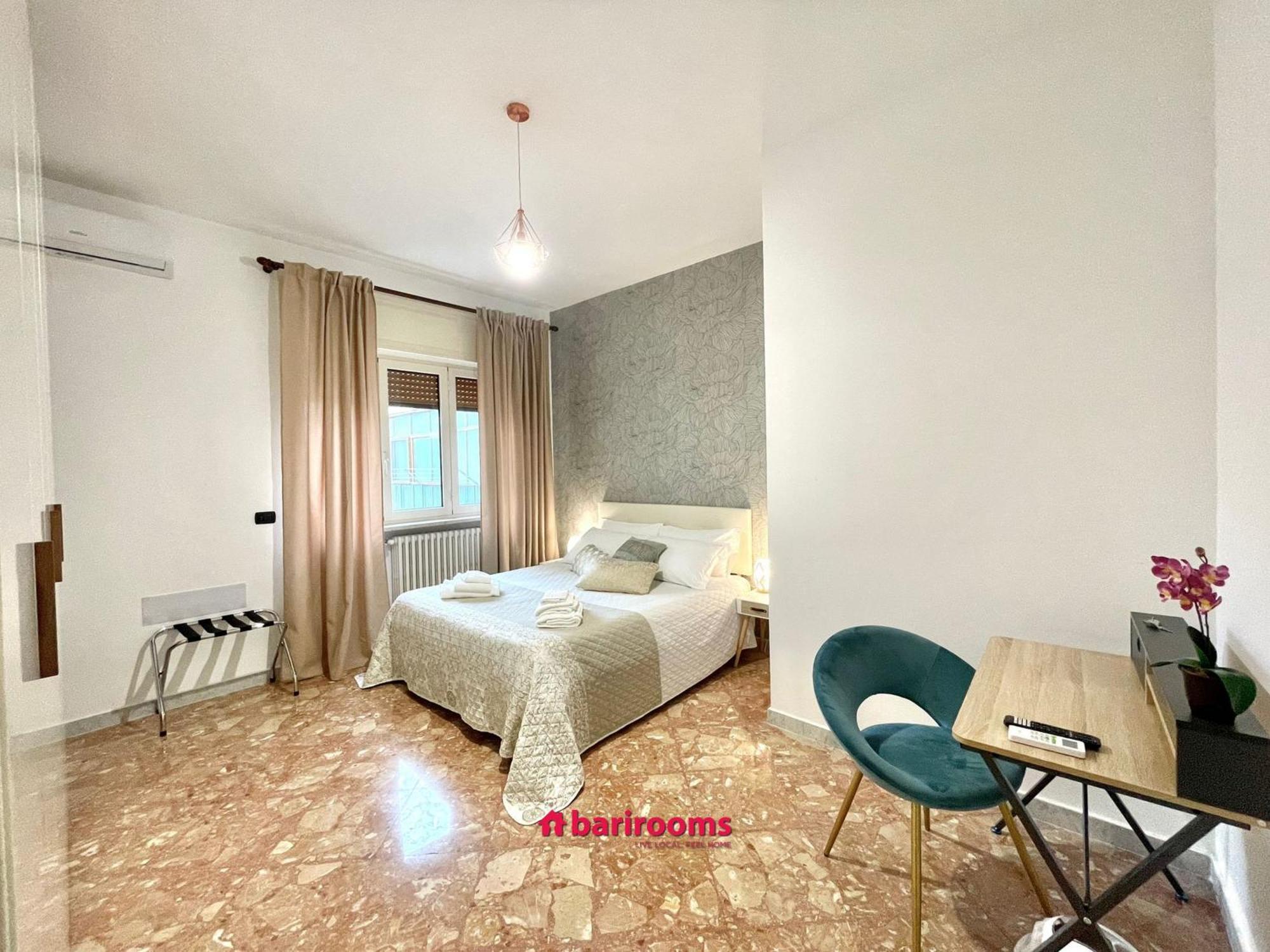 Barirooms Piccinni Exteriér fotografie