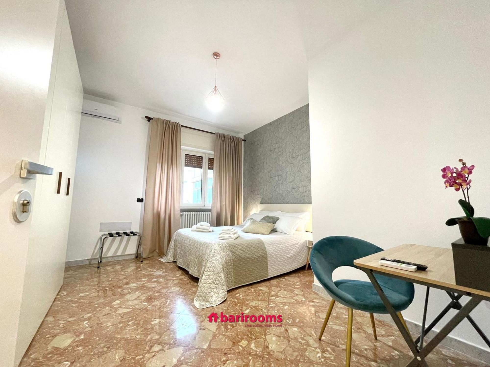 Barirooms Piccinni Exteriér fotografie