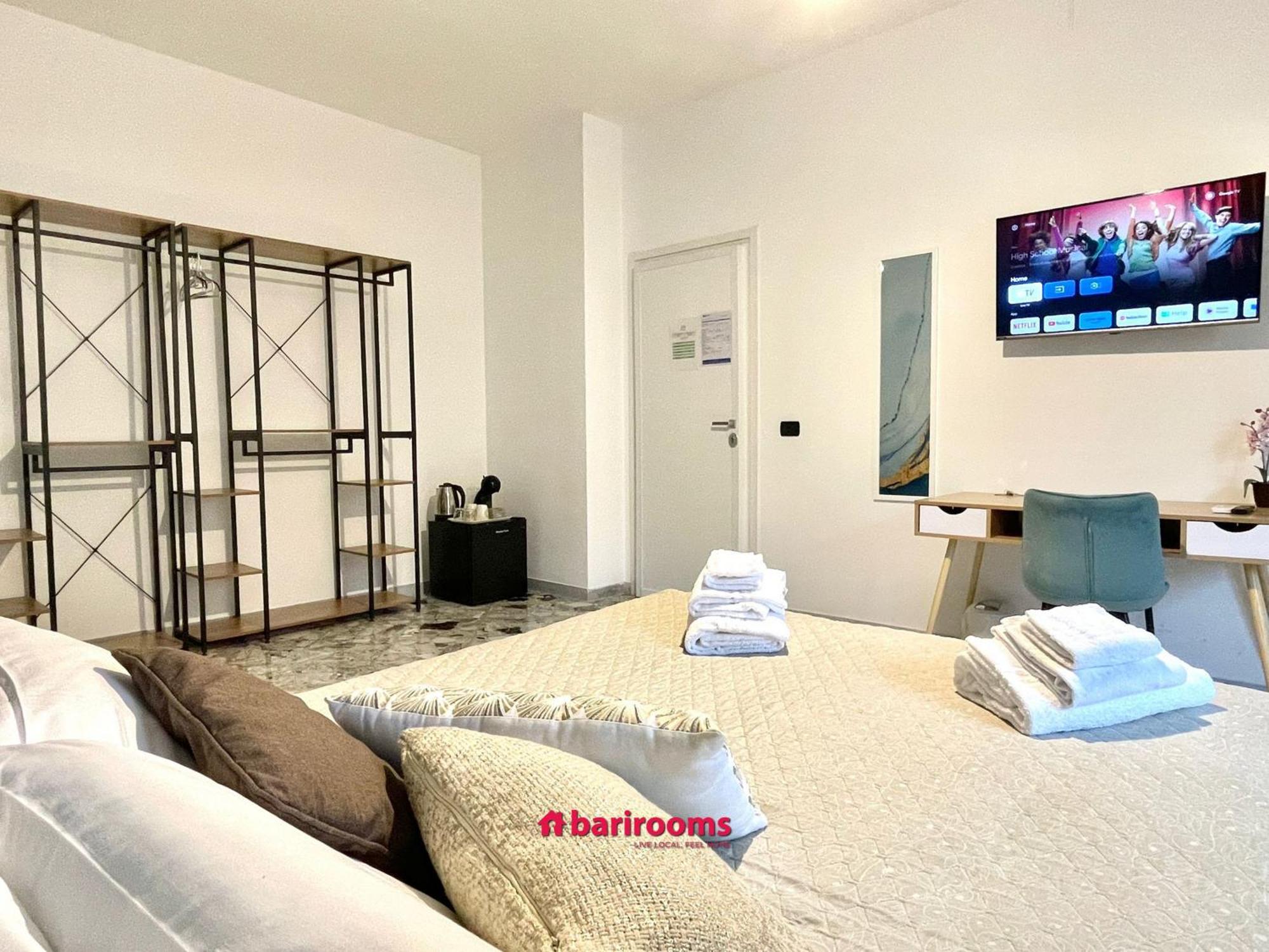 Barirooms Piccinni Exteriér fotografie